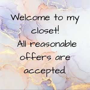 💕Welcome to my closet! Make an offer!